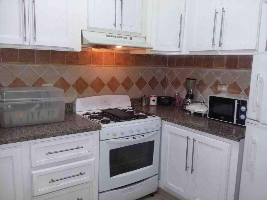 Habitacion Cerca Del Mar Y Zona Colonial Σάντο Ντομίγκο Εξωτερικό φωτογραφία